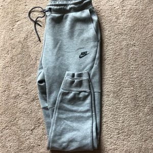 Nike Tech Fleece Pants